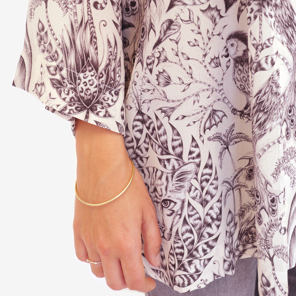 Amazon Short Silk Kimono